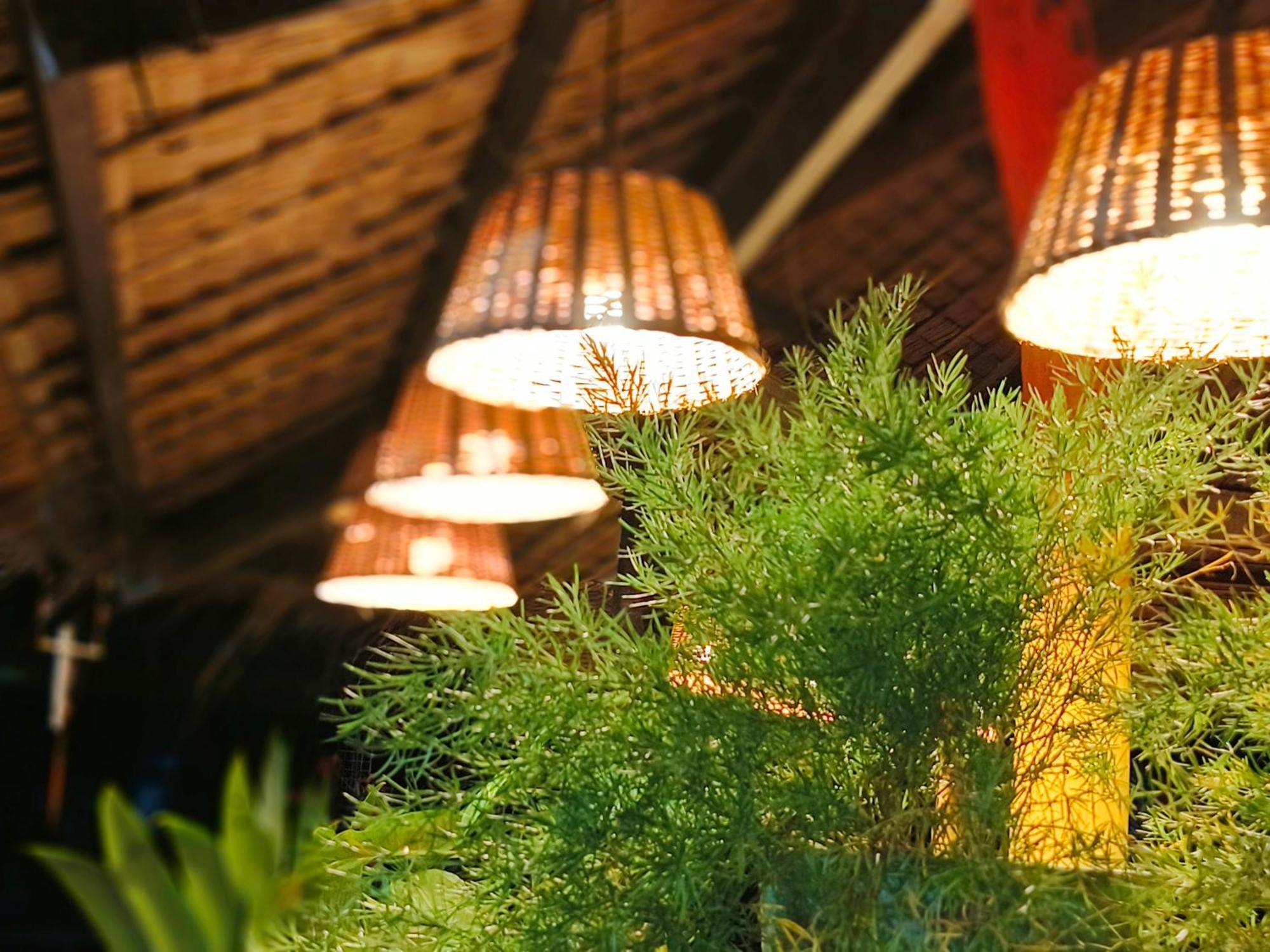 Lokal Hut Bed And Breakfast Пуэрто-Принцеса Экстерьер фото