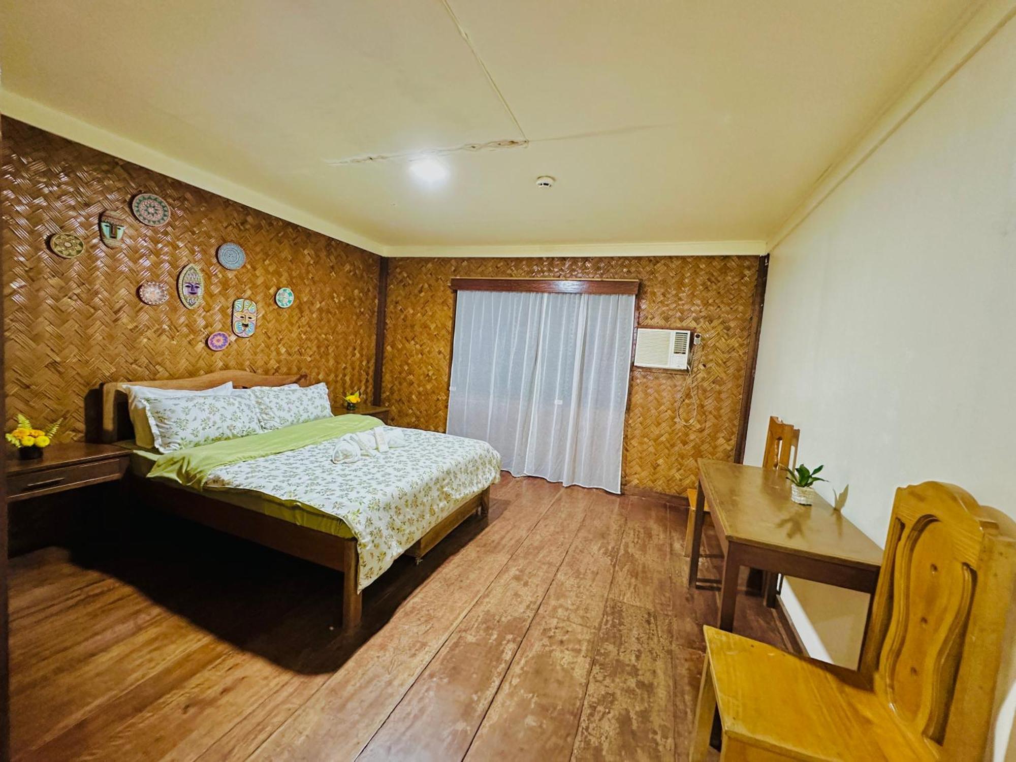 Lokal Hut Bed And Breakfast Пуэрто-Принцеса Экстерьер фото